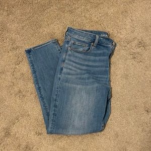 American Eagle Next Level low rise Skinny jean 14 short